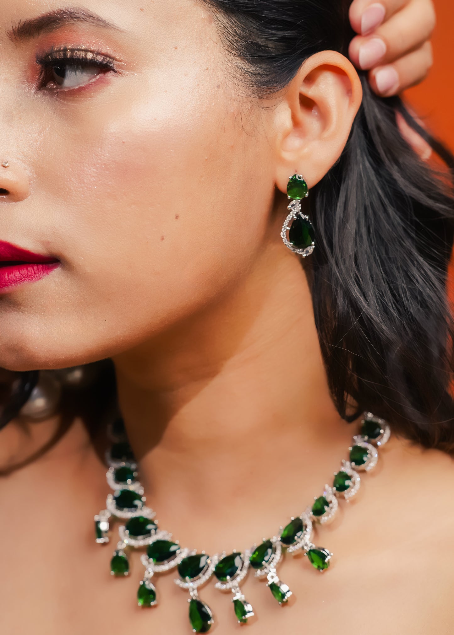 EMERALD DUSK NECKLACE SET