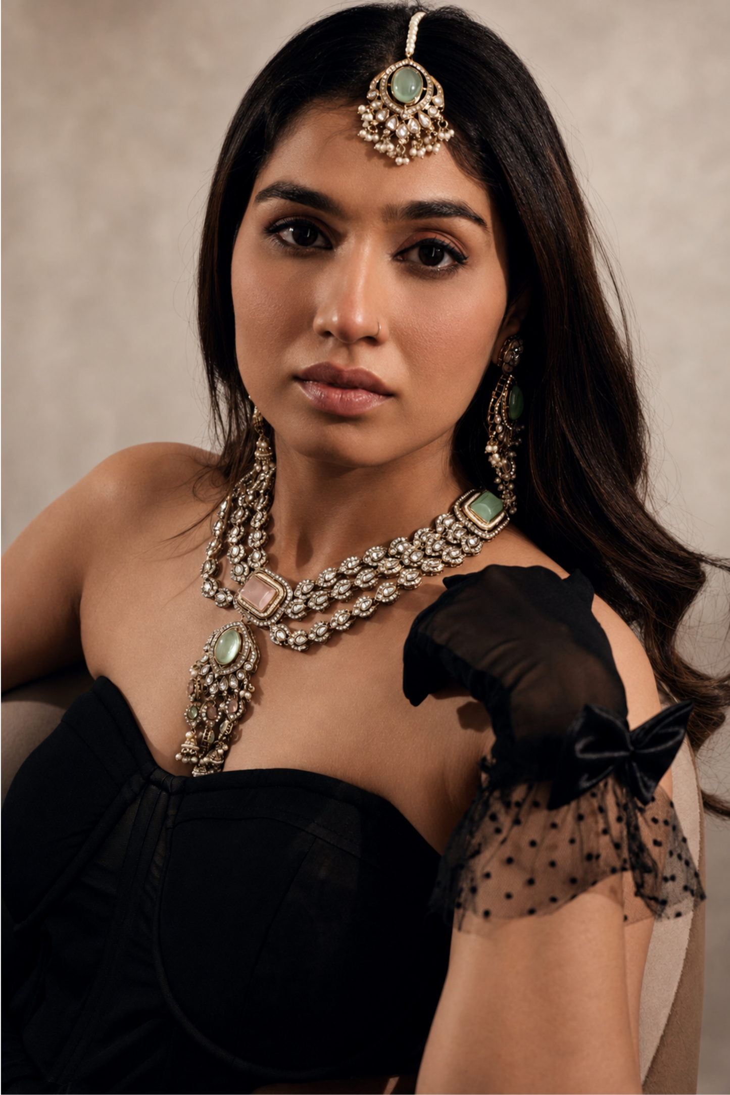 GULNAAR NECKLACE SET