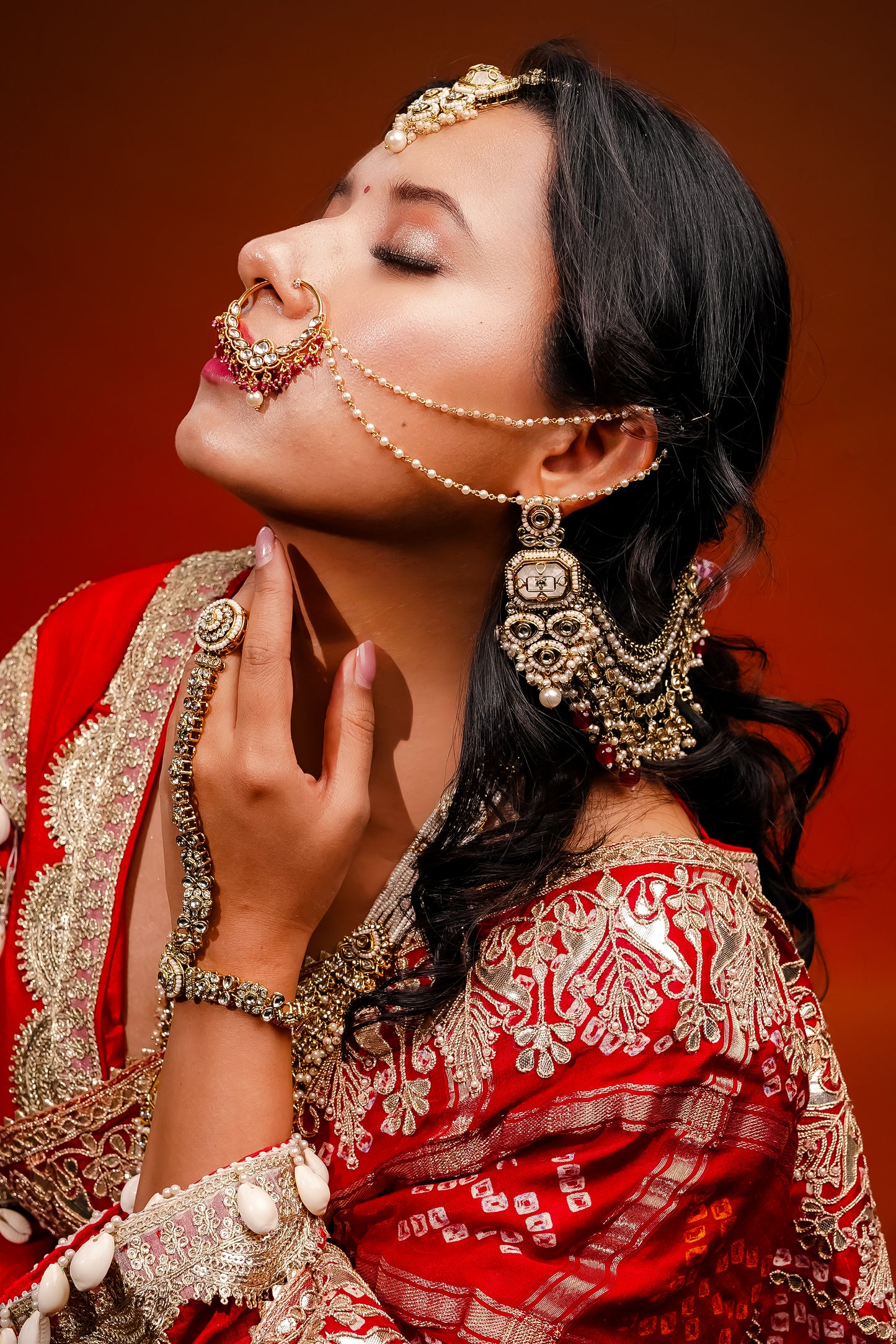 LAAL NOOR EARCHAINS (SET OF 2)