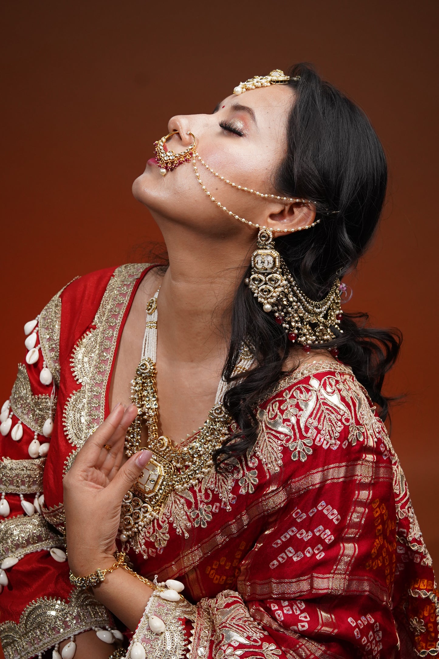 LAAL NOOR EARCHAINS (SET OF 2)