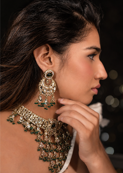 SHYAMALA NECKLACE SET