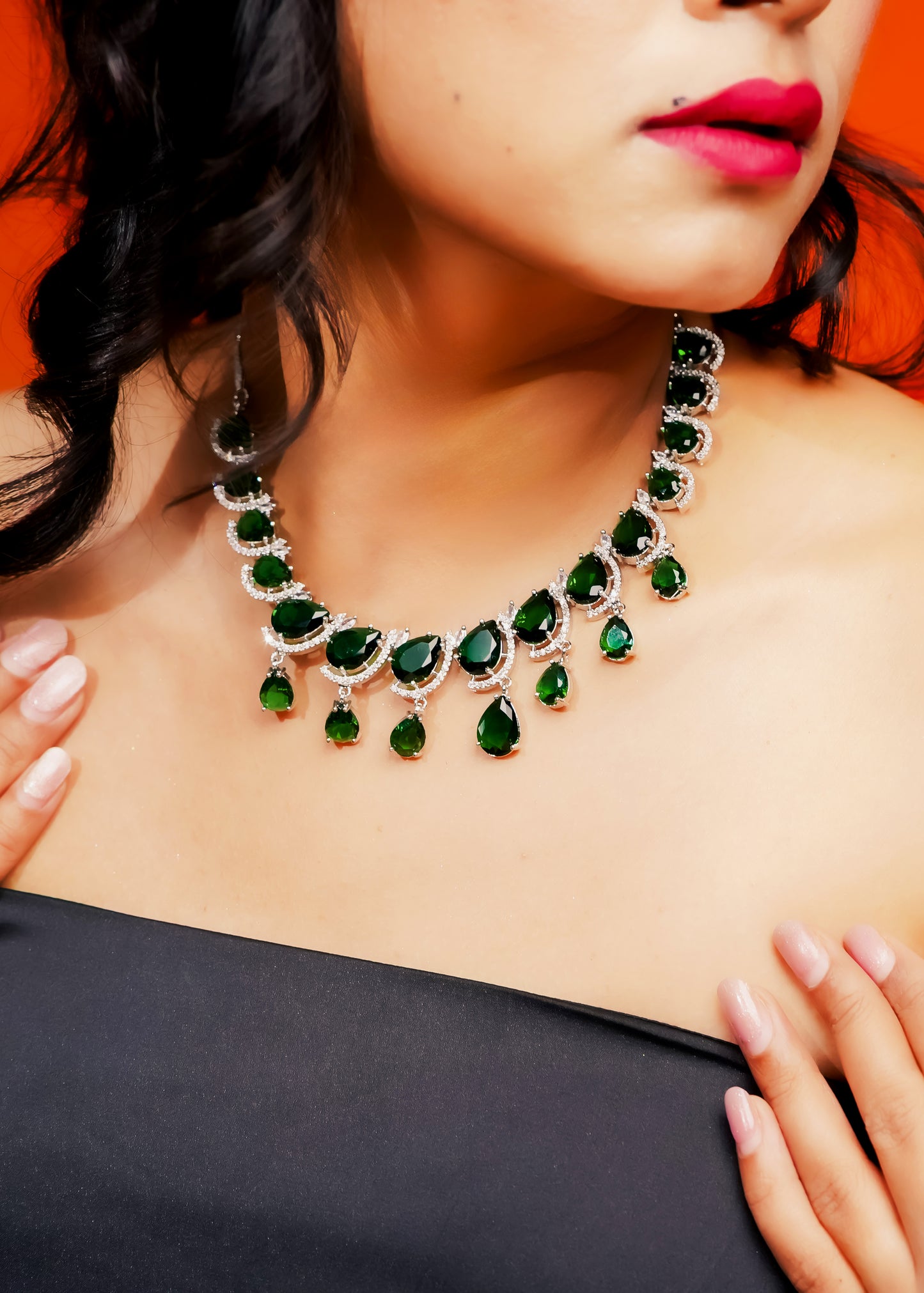 EMERALD DUSK NECKLACE SET